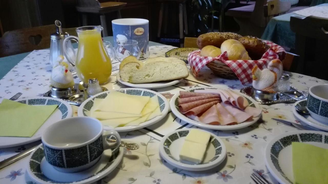 Privatpension Gosaukammblick Esterno foto
